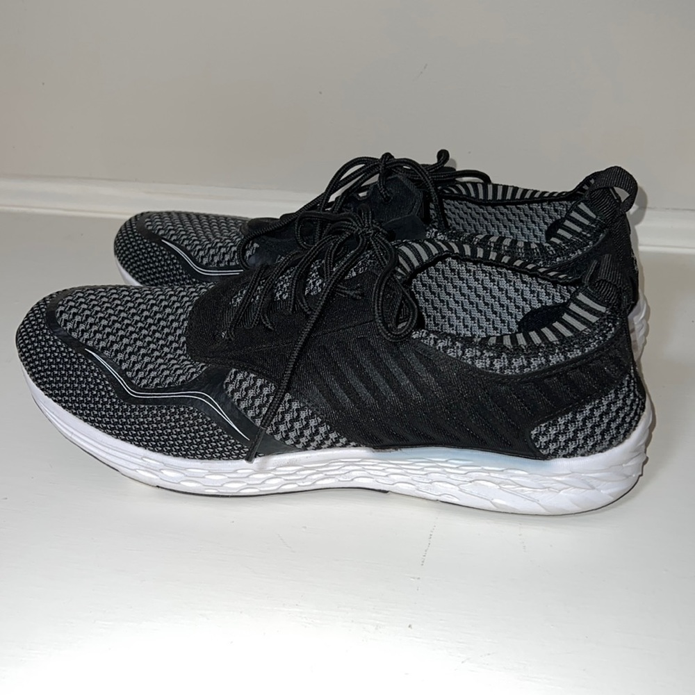 PRIMARK MEN ATHLETIC SHOES SIZE 13